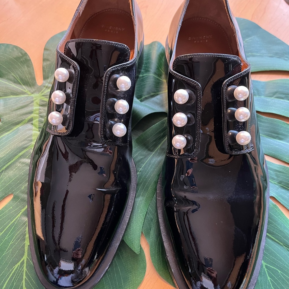🖤 LUXE GIVENCHY 🇫🇷 Black Formal Dress Shoes Groom 42 Patent & Pearl Detail 🖤